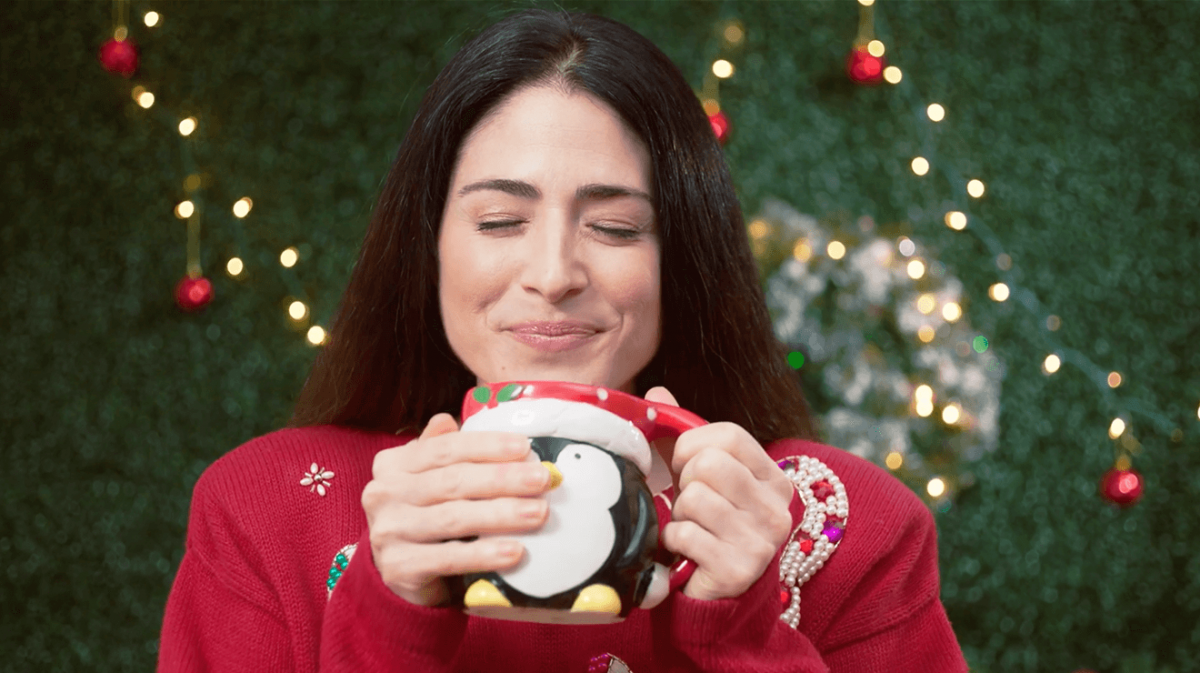 Use Vintage Lenses to Get in the Holiday Spirit