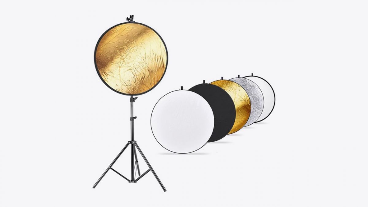 NEEWER reflector kit with stand